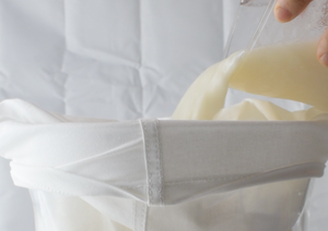 MiCURA Sake homebrewing Pressing/ MiCURA 搾り -酒袋に醪を入れる-